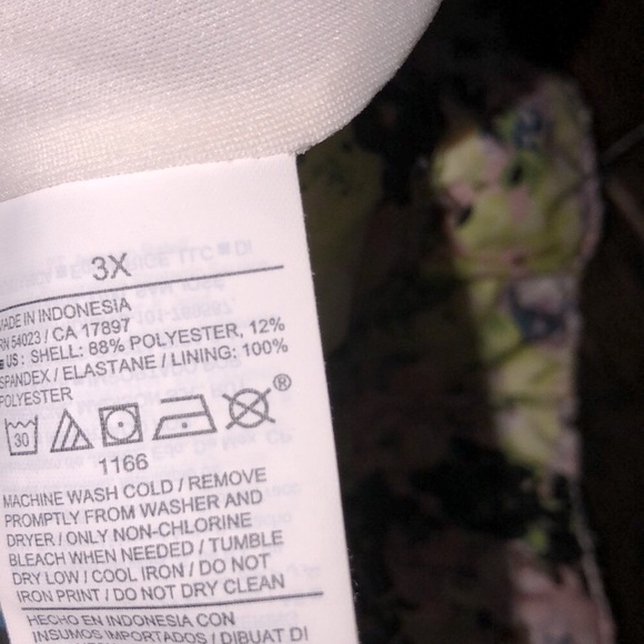 Old Navy athletic shorts size 3X with stretch tech technology - Picture 6 of 7